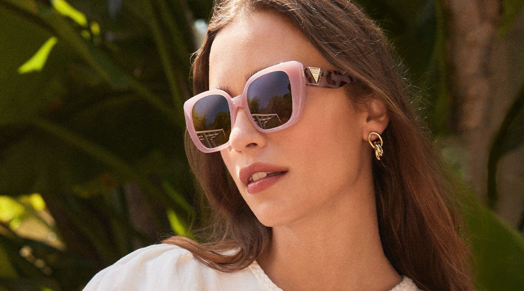 Rose Colored Glasses: Benefits, Styles, and History - Privé Revaux